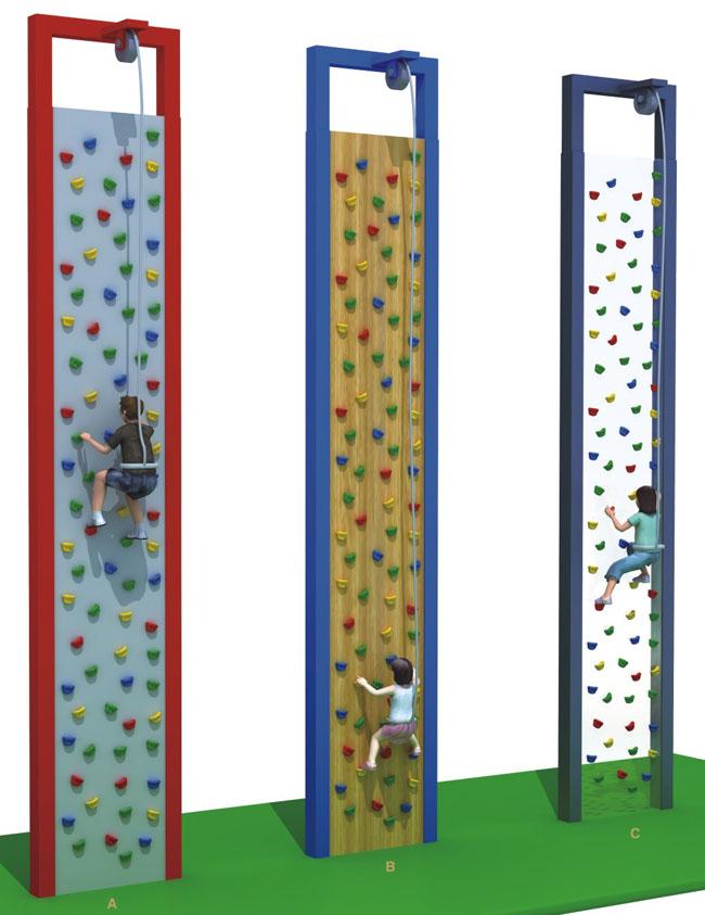 Bambini verticali dell'interno che scalano attrezzatura con la tenuta rampicante con fondo differente